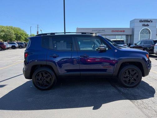 Jetset Blue 2018 Jeep Renegade Trailhawk