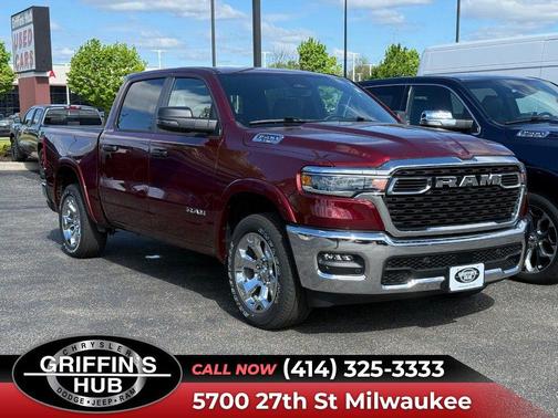 Delmonico Red Pearlcoat 2025 RAM 1500 Big Horn/Lone Star
