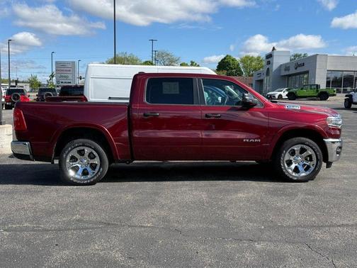 Delmonico Red Pearlcoat 2025 RAM 1500 Big Horn/Lone Star