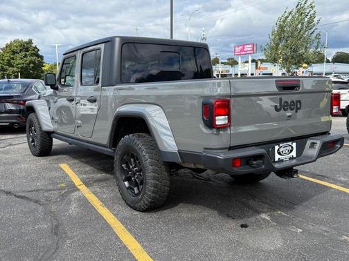 2022 Jeep Gladiator Willys 4x4