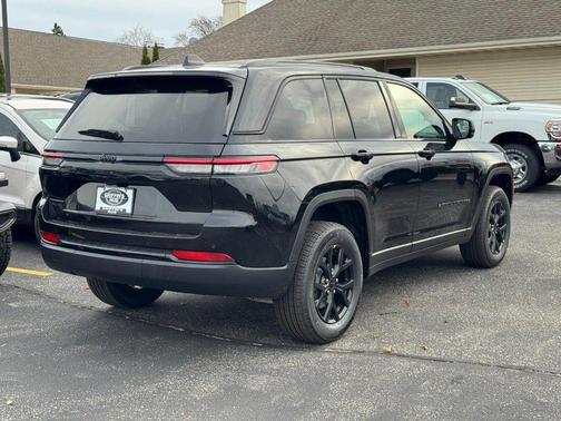 2025 Jeep Grand Cherokee Altitude
