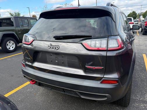 2022 Jeep Cherokee Trailhawk