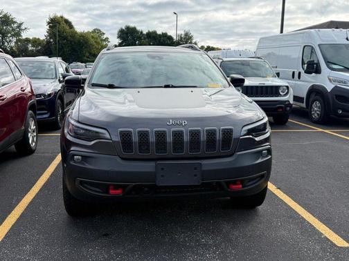 2022 Jeep Cherokee Trailhawk
