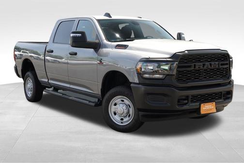 2024 RAM 2500 Tradesman Crew Cab 4x4 6'4' Box
