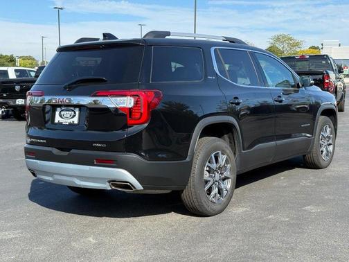 2023 GMC Acadia AWD SLT