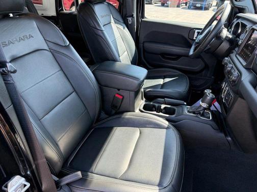 Black Clearcoat 2023 Jeep Wrangler 4xe Sahara