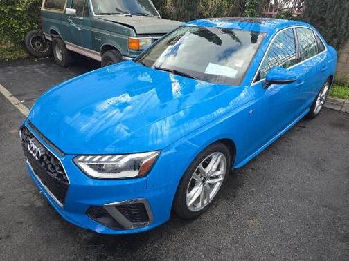 2022 Audi A4 45 S line Premium Plus