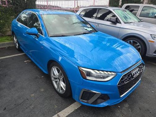 2022 Audi A4 45 S line Premium Plus