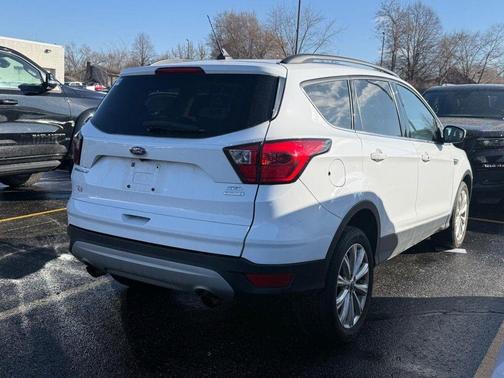 2019 Ford Escape SEL