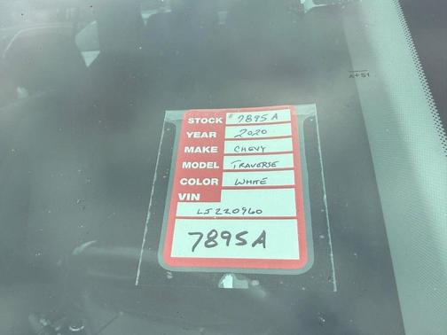 Summit White 2020 Chevrolet Traverse LT Cloth