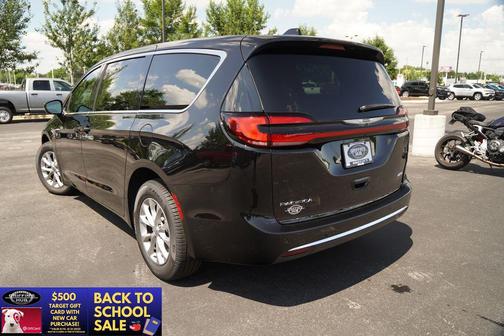 2025 Chrysler Pacifica L
