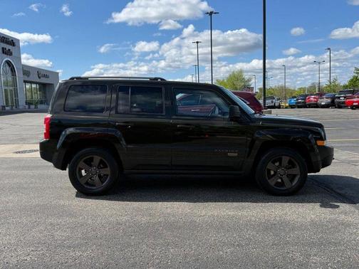 Recon Green Clearcoat 2017 Jeep Patriot 75th Anniversary Edition 4x4