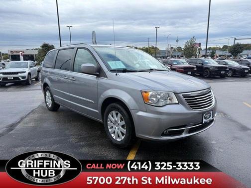 2014 Chrysler Town & Country Touring