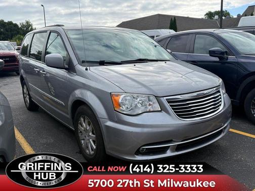 2014 Chrysler Town & Country Touring