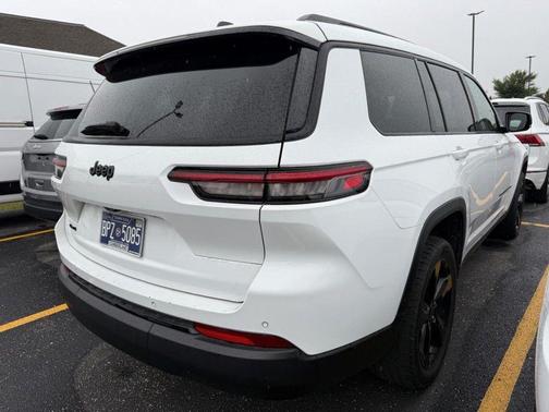 2023 Jeep Grand Cherokee L Altitude