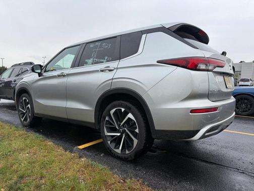 2023 Mitsubishi Outlander SE Black Edition S-AWC