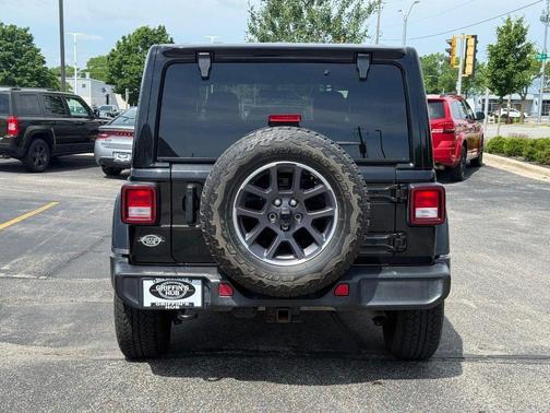 Black 2021 Jeep Wrangler Unlimited Sahara
