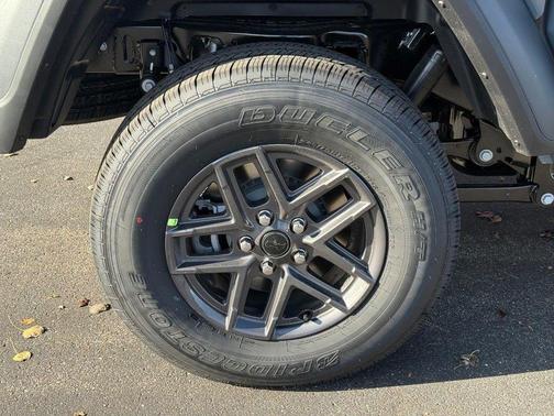 2026 Jeep Gladiator Sport S