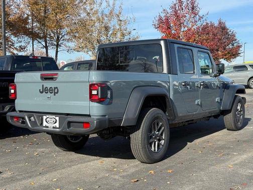 2026 Jeep Gladiator Sport S