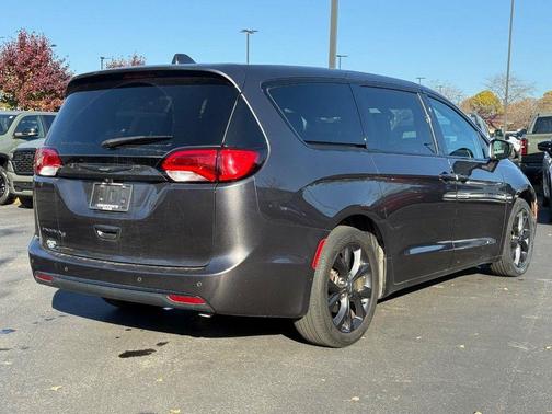 2019 Chrysler Pacifica Touring Plus