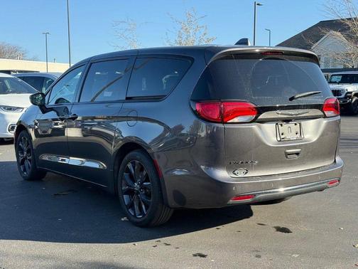 2019 Chrysler Pacifica Touring Plus