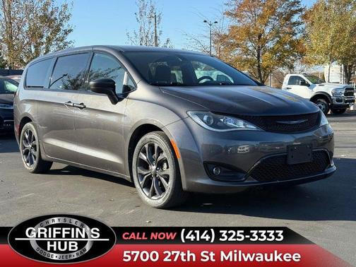 2019 Chrysler Pacifica Touring Plus