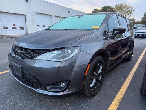 2019 Chrysler Pacifica Touring Plus