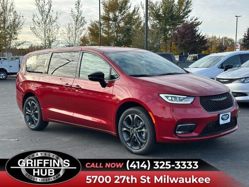 2026 Chrysler Pacifica L