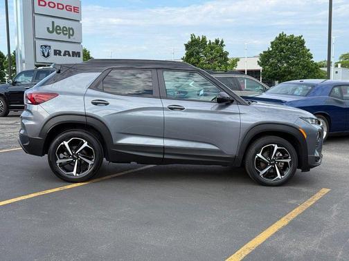 Satin Steel Metallic 2022 Chevrolet Trailblazer RS