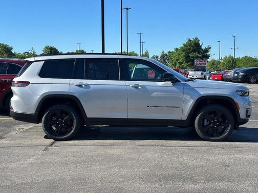 Silver Zynith 2025 Jeep Grand Cherokee L Limited