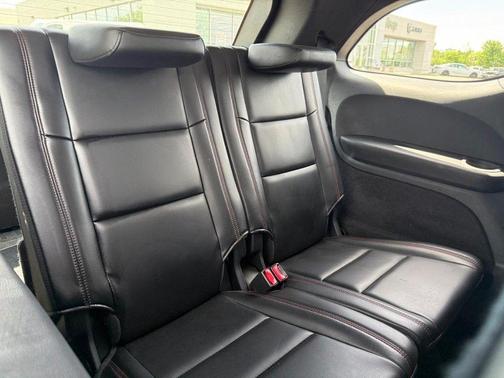 Granite Crystal Metallic 2018 Dodge Durango GT