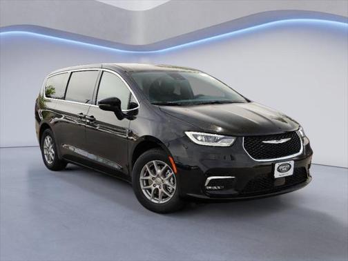 2025 Chrysler Pacifica L