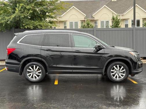 2021 Honda Pilot AWD Black Edition