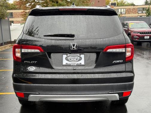 2021 Honda Pilot AWD Black Edition