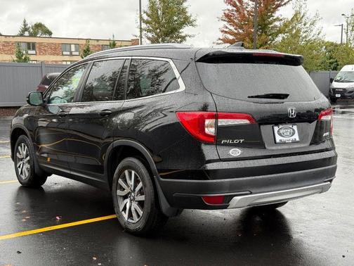 2021 Honda Pilot AWD Black Edition