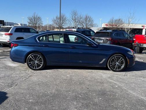 2022 BMW 530 i xDrive