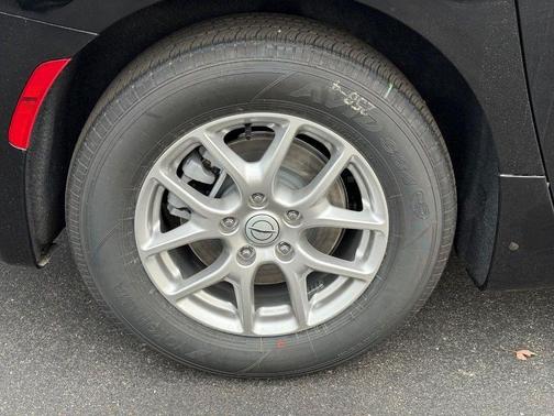 2026 Chrysler Voyager LX