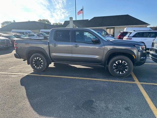 2023 Nissan Frontier 