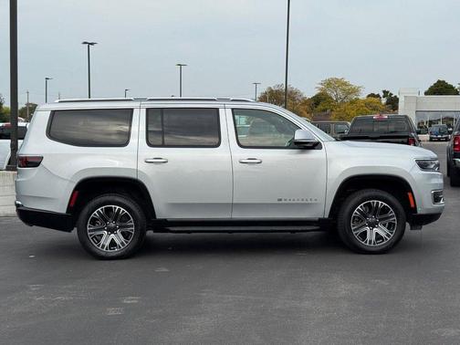 2022 Jeep Wagoneer Series III 4x4