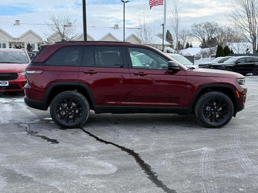 2025 Jeep Grand Cherokee Altitude