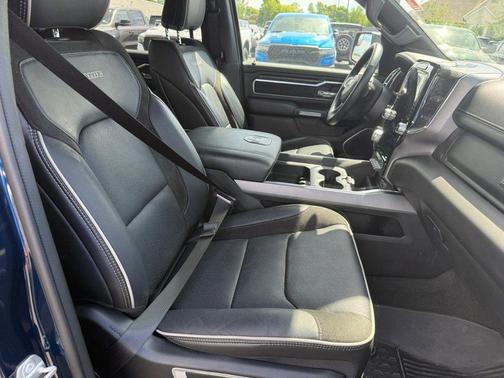 Patriot Blue Pearlcoat 2024 RAM 1500 Laramie