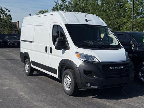 Bright White Clearcoat 2024 RAM ProMaster 2500 Tradesman