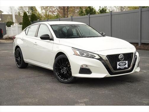 2022 Nissan Altima SR Intelligent AWD