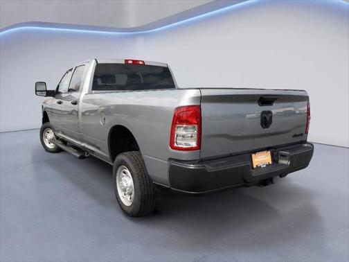 2024 RAM 2500 Tradesman Crew Cab 4x4 8' Box