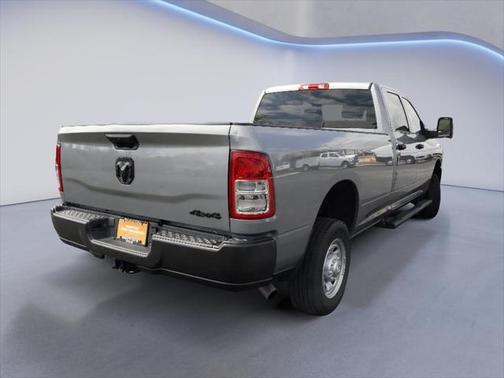 2024 RAM 2500 Tradesman Crew Cab 4x4 8' Box