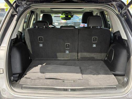 Baltic Gray Metallic Clearcoat 2022 Jeep Grand Cherokee Limited