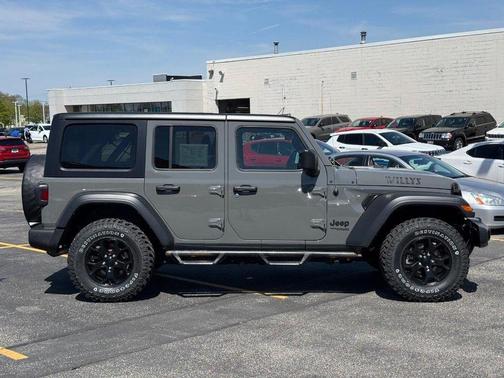 Sting-Gray Clearcoat 2021 Jeep Wrangler Willys