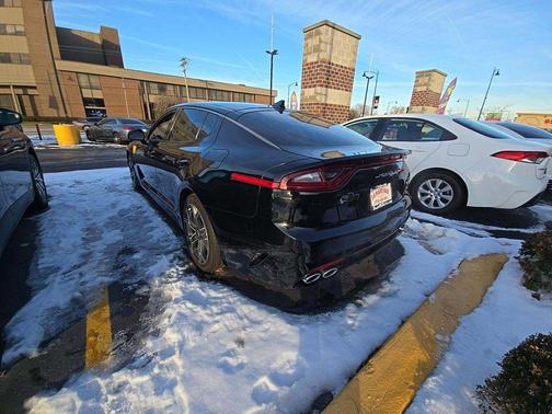 2021 Kia Stinger GT-Line