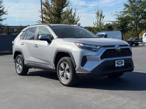 2023 Toyota RAV4 Hybrid XLE