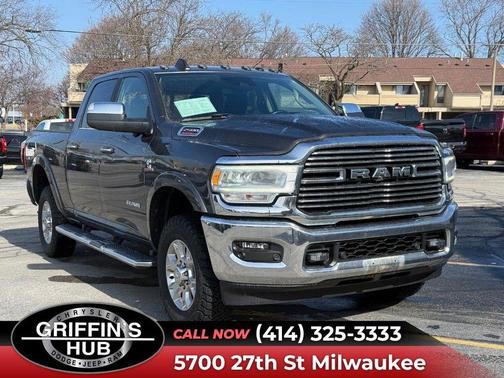 2020 RAM 2500 Laramie Crew Cab 4X4 6'4' Box